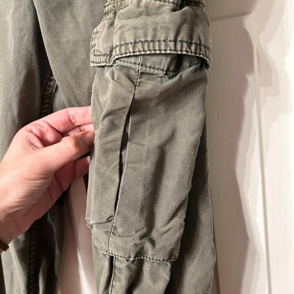 Olive Cargo Pants from Abercrombie and Fitch- See pics - Picture 3 of 5